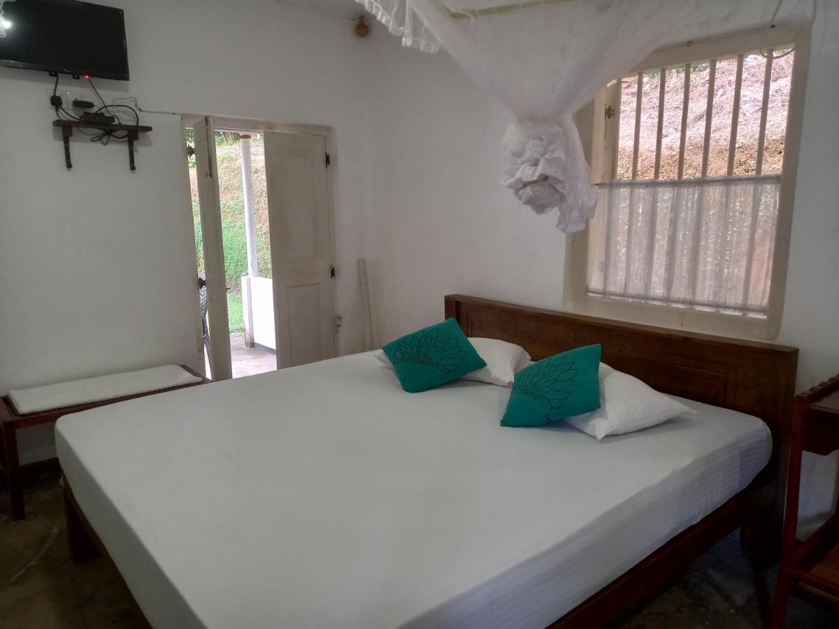 Village Headman'S Five Bedrooms Entire Bungalow 因都鲁瓦 外观 照片