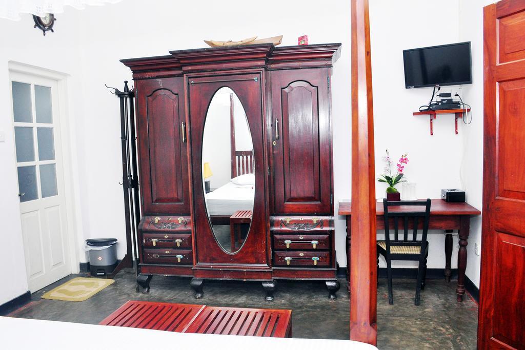 Village Headman'S Five Bedrooms Entire Bungalow 因都鲁瓦 外观 照片